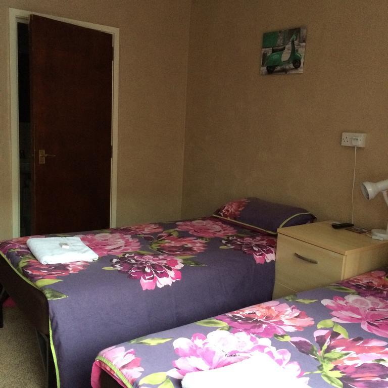 The Manor Hotel Nuneaton Habitación foto